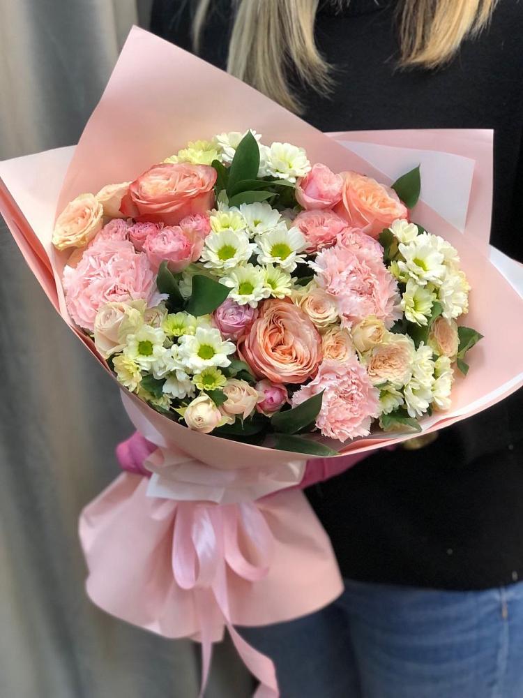 Букет цветов из: Гвоздики, Розы и Хризантемы в Ярцево