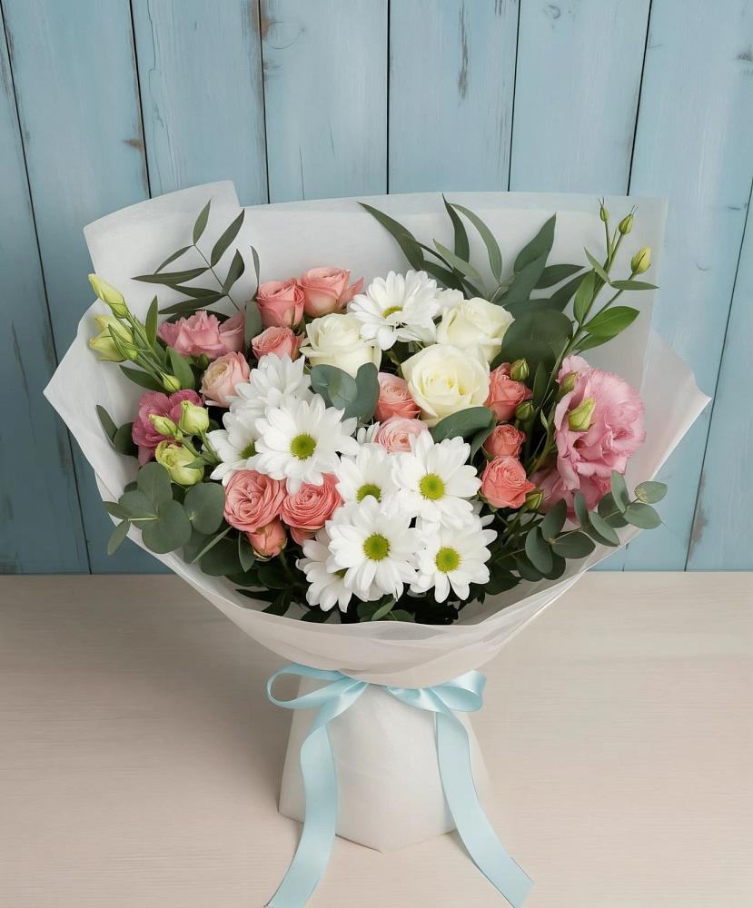 Букет цветов из: Розы, Лизиантусы и Хризантемы в Ярцево