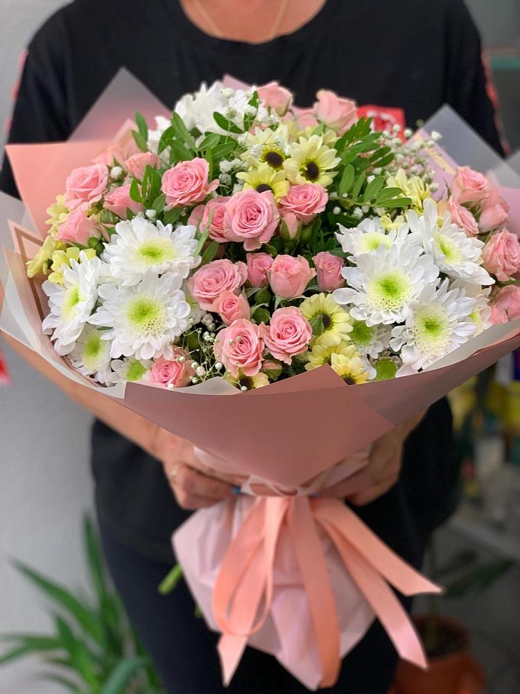 Букет цветов из: Розы и Хризантемы в Ярцево