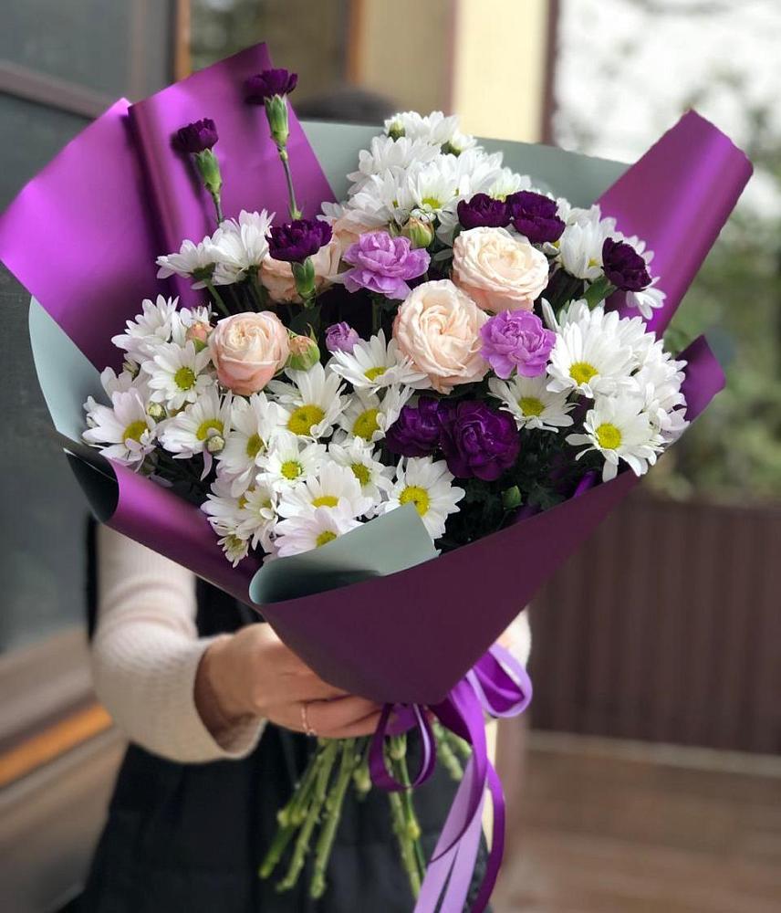 Букет цветов из: Хризантемы, Гвоздики и Розы в Ярцево