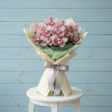 Букет цветов из:  Орхидеи и Розы в Ярцево