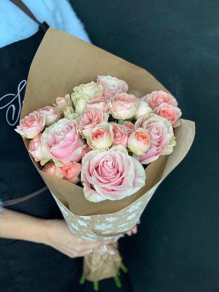 Букет цветов из: Хризантемы и Розы в Ярцево