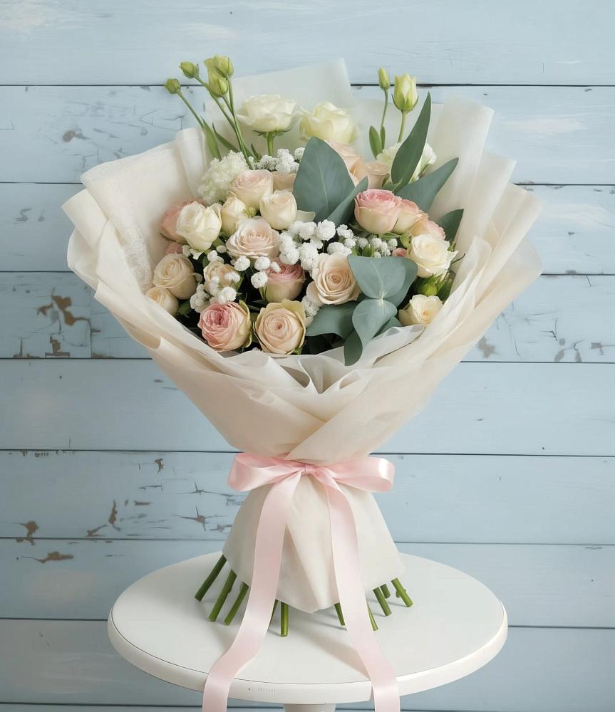 Букет цветов из: Розы и Лизиантусы в Ярцево