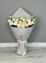 Букет цветов из:  Розы и Лизиантусы в Ярцево